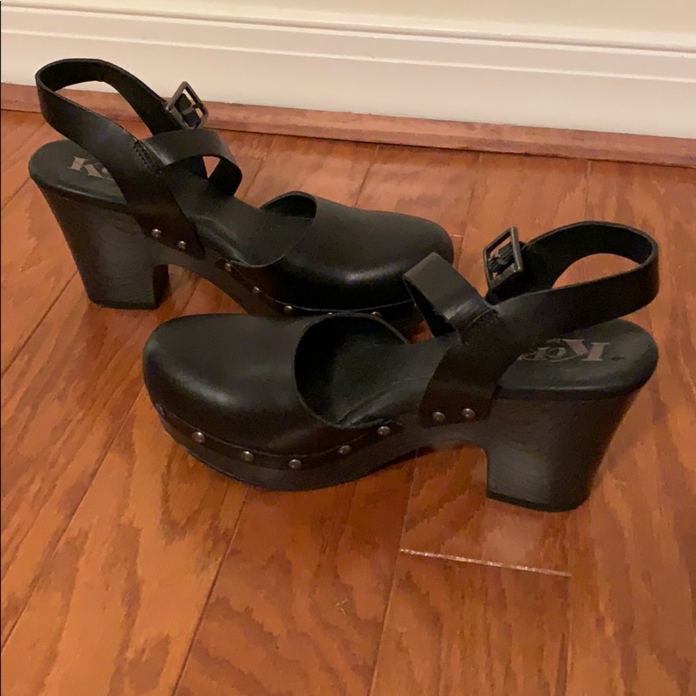 Black heeled Korks